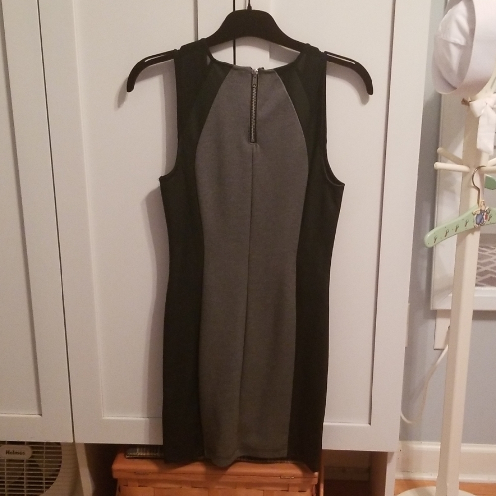 NWT gray sleeveless dress - Picture 2 of 3